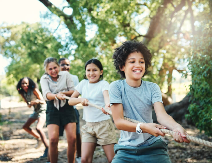 children playing tug of war